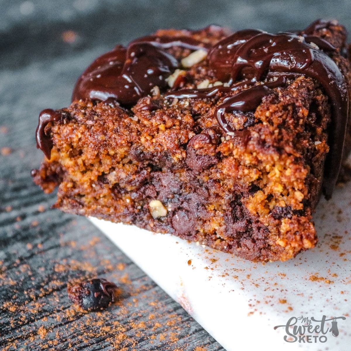 The holiday season is here, and that means meeting with friends and family for the sole purpose of catching up with a meal together. Food is deeply connected to our memories, and the keto and vegan pumpkin brownies we bake today are a great example of this. #keto